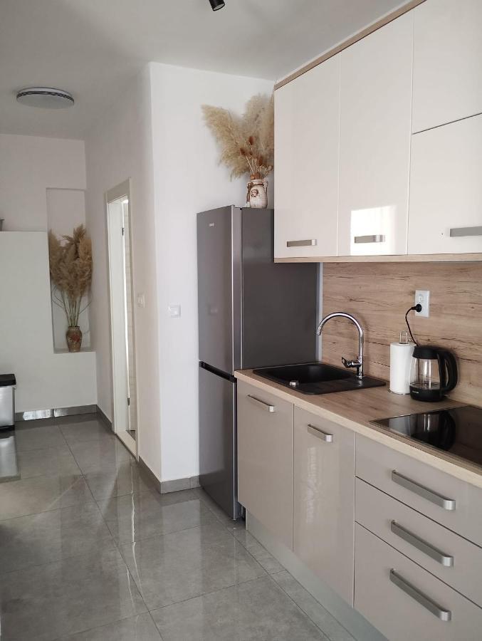 Kaštela Apartment Anne מראה חיצוני תמונה